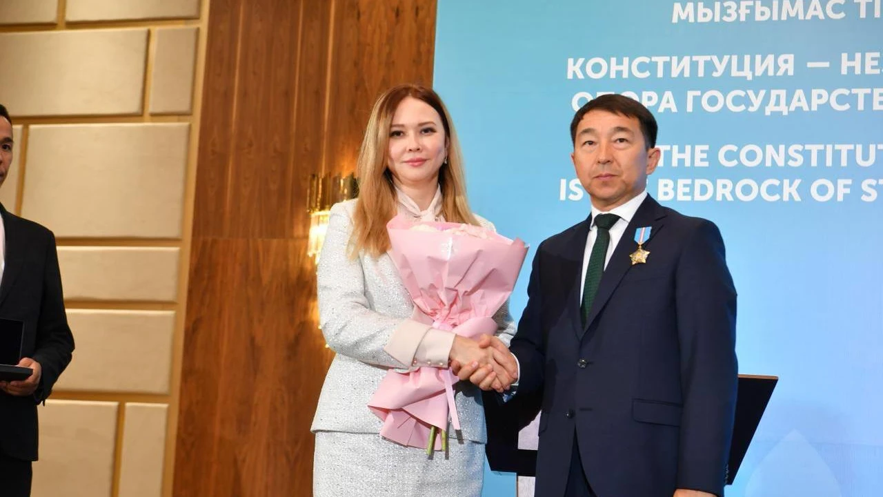 В MNU состоялась международная конференция к 30-летию Конституции