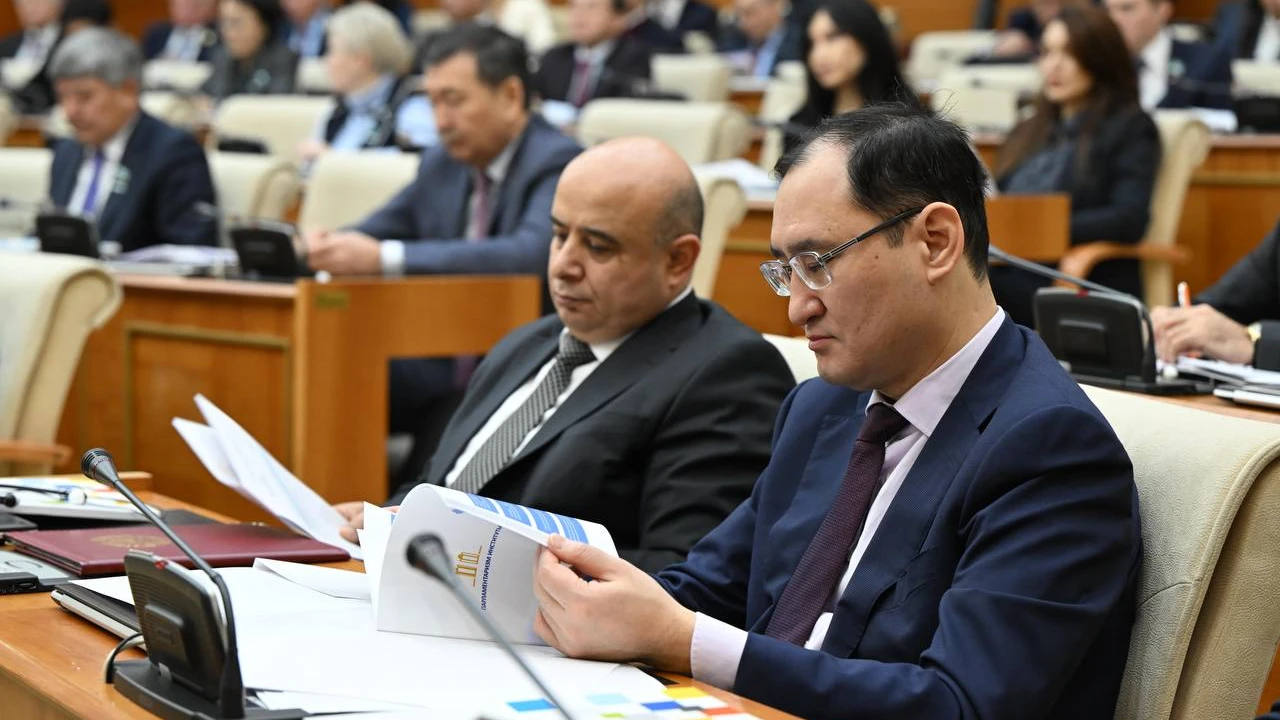 FIVE YEARS OF THE INSTITUTE OF PARLIAMENTARISM: THE EURASIAN EXPERT FORUM WAS HELD IN THE MAZHILIS 