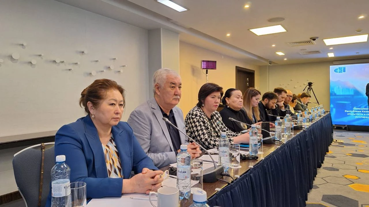 A Round Table on Parliamentary Transparency Held in Kazakhstan 