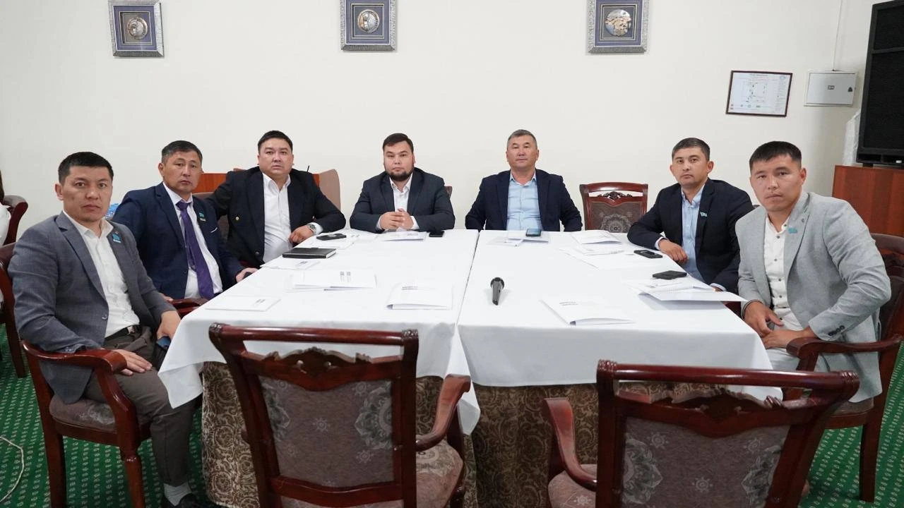Two-day trainings for deputies of maslikhats of West Kazakhstan region started in Uralsk 