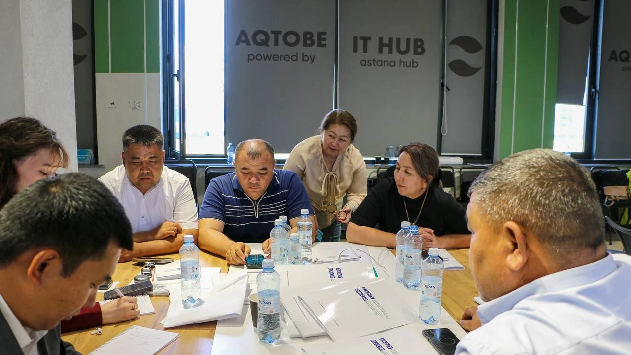 A training session for deputies of district maslikhats was held in Aktobe 