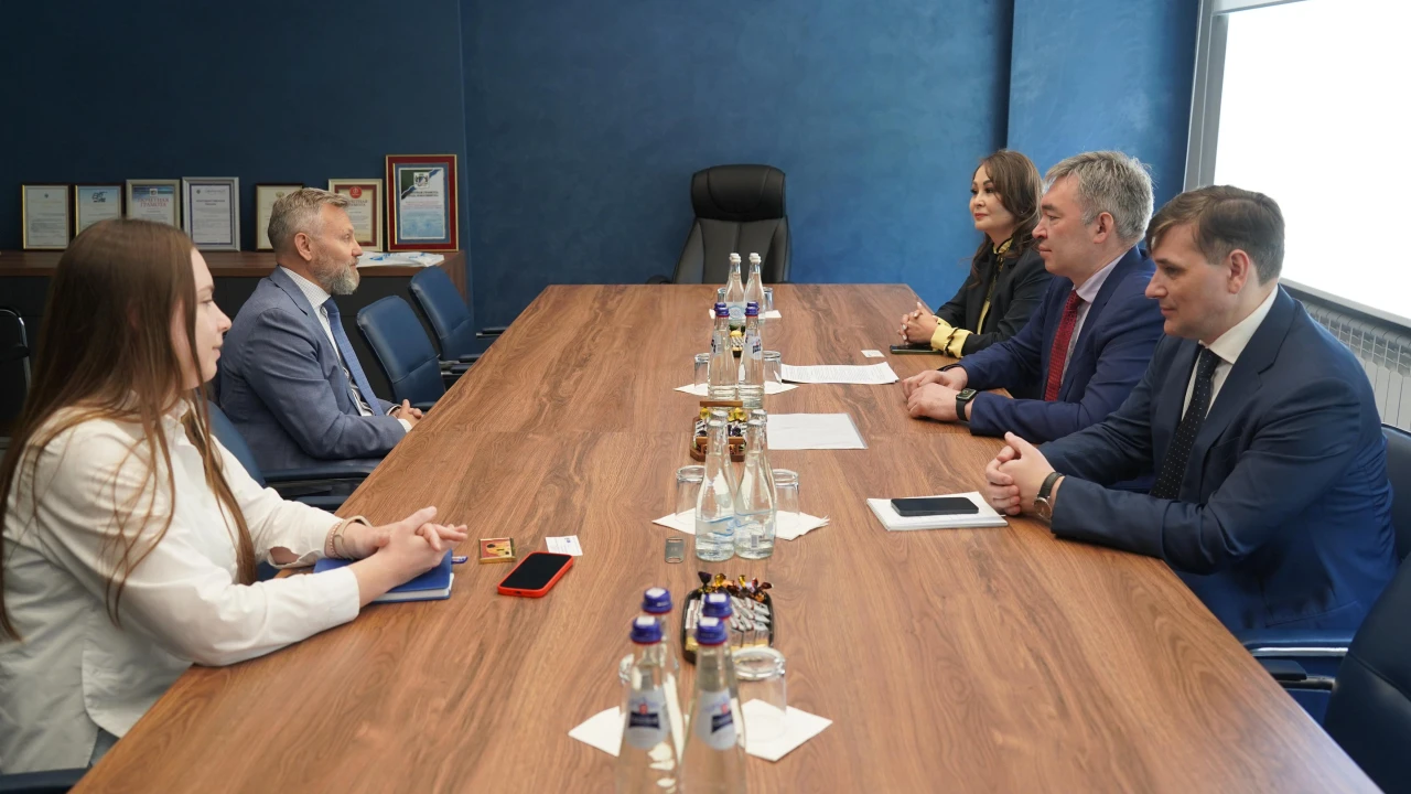 The Institute of Parliamentarism concluded a Memorandum with the Novosibirsk State University of Economics and Management 