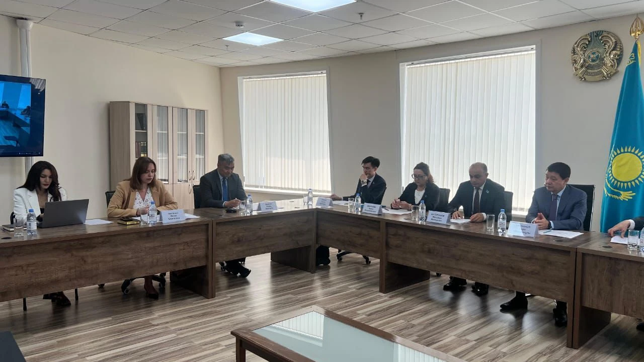 The Institute of Parliamentarism discussed legal approaches to the new law on cooperatives
